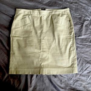 GAP khaki skirt